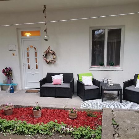 Malomszeg Apartman Pécs Exteriör bild