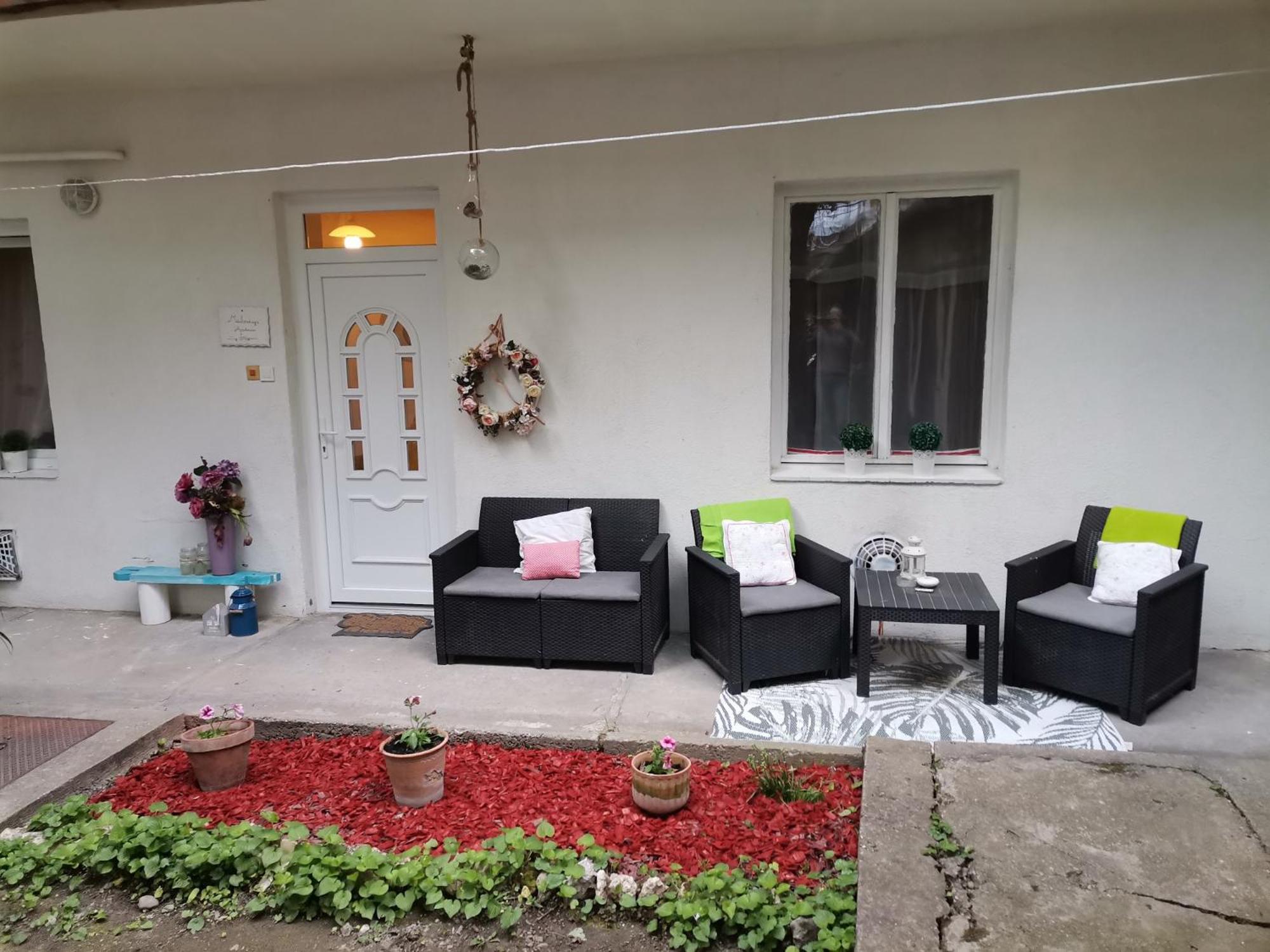 Malomszeg Apartman Pécs Exteriör bild