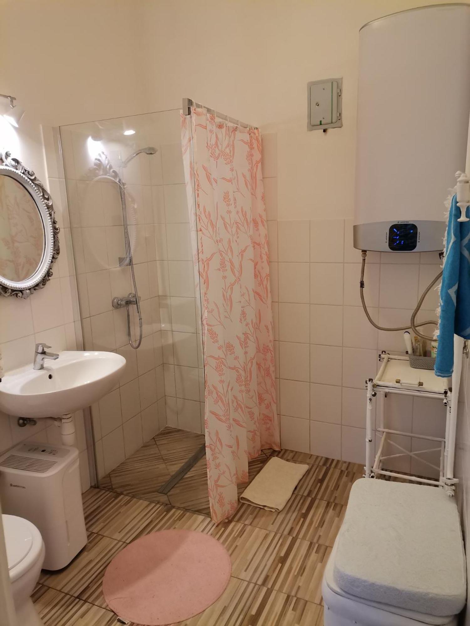 Malomszeg Apartman Pécs Exteriör bild